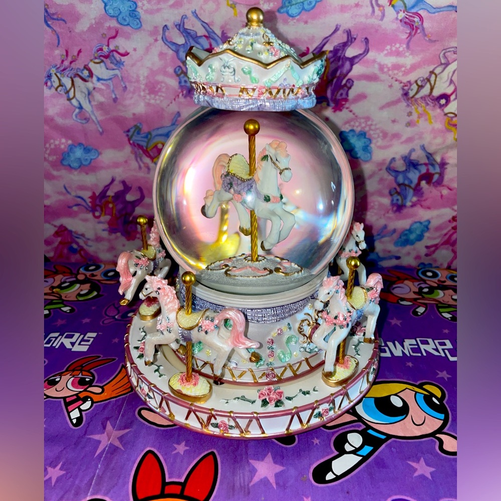 Unicorn Snow Dome